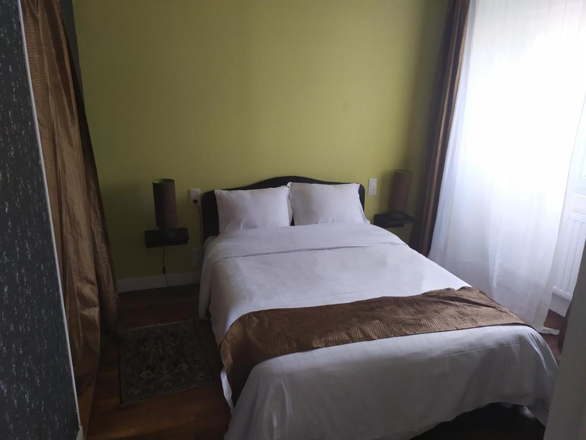 Gîte le Bossero sur la vallée du Trévelo Caden Extérieur photo
